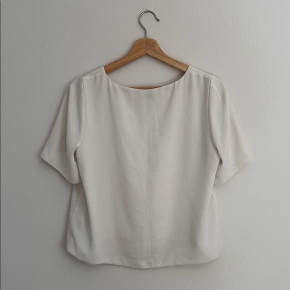 Aritzia Babaton Randy Blouse - Picture 3 of 5